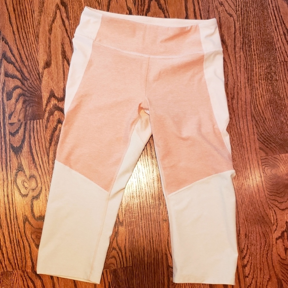 Outdoor Voices Capri leggings